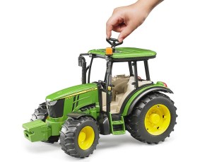 02106-john-deere-5115m-traktor-03