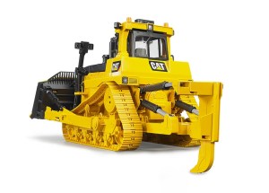 02452-cat-buldozer-bruder-04