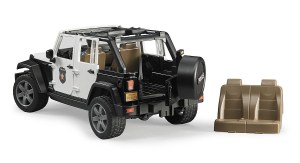 02526-jeep-wrangler-sa-policajcem-bruder-03