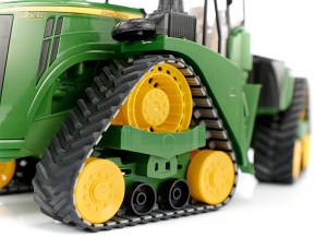 04055-traktor-gusjenice-bruder-05
